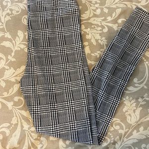 Pants black and white